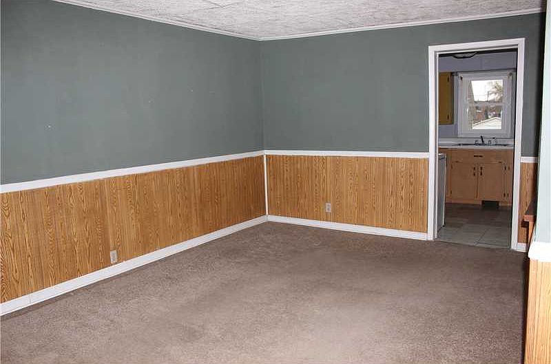 2nd image of 355 9th St
