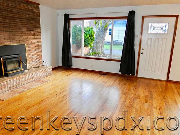 Beautiful oak floors, large picture window