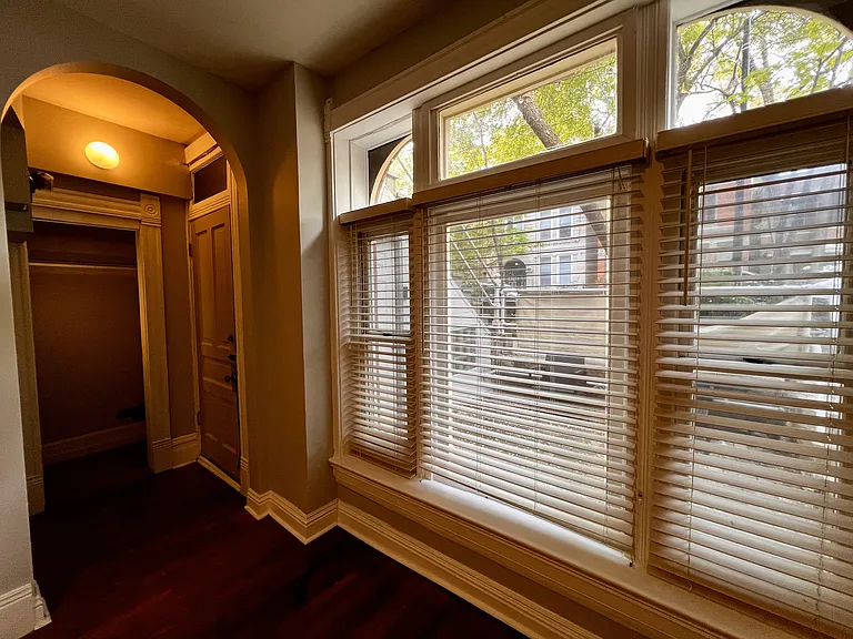 1811 W Cortland St #G-1 — Photo 4