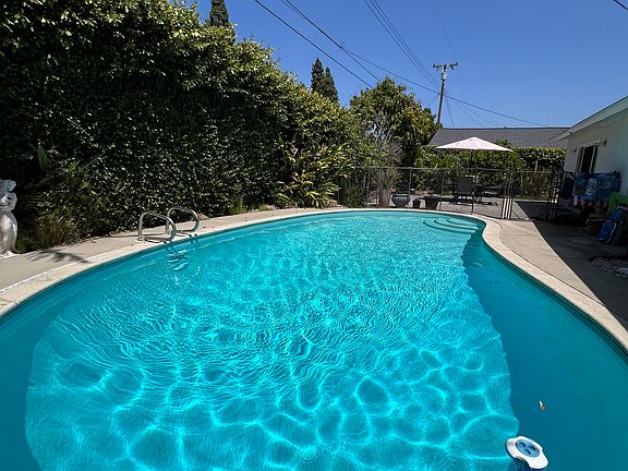 2nd image of 1194 Bismark Way