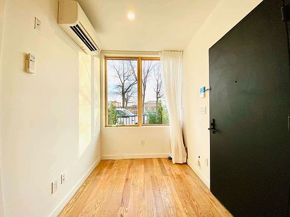 5th image of 79 Truxton St #1A