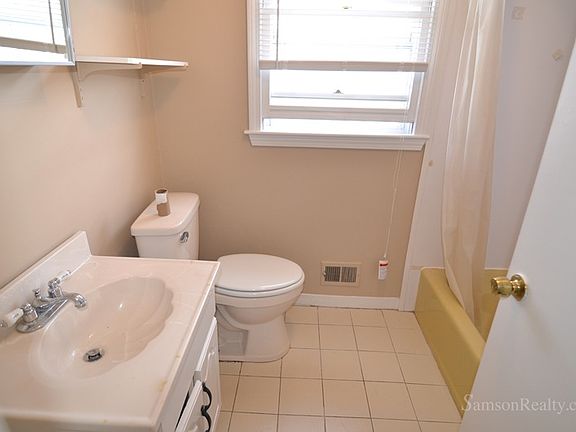 4th image of 93 2nd St