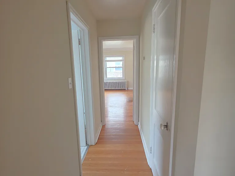 2056 Bayard Ave #1 — Photo 7