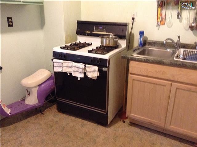2nd image of 3424 Greene Ave