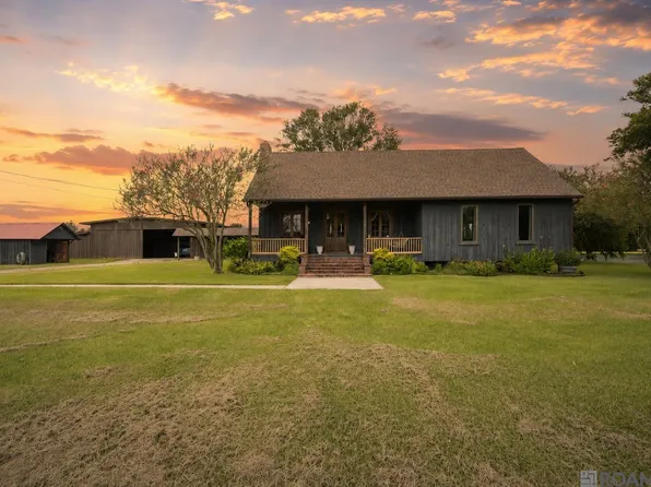 36526 S Swamp Rd, Prairieville, LA 70769