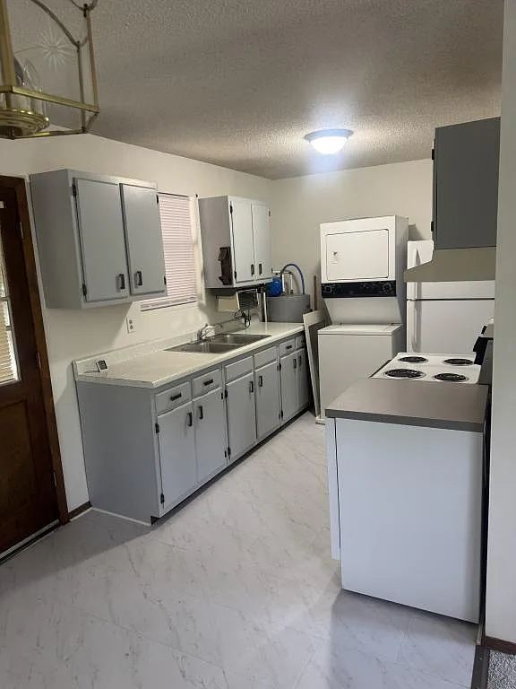 6235 Germanton Rd — Photo 3