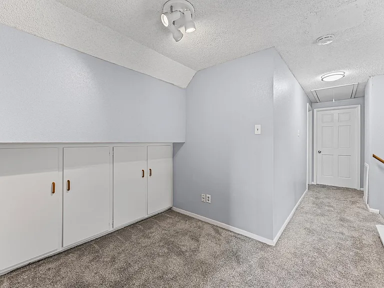 11914 Meadowtrail Ln — Photo 18