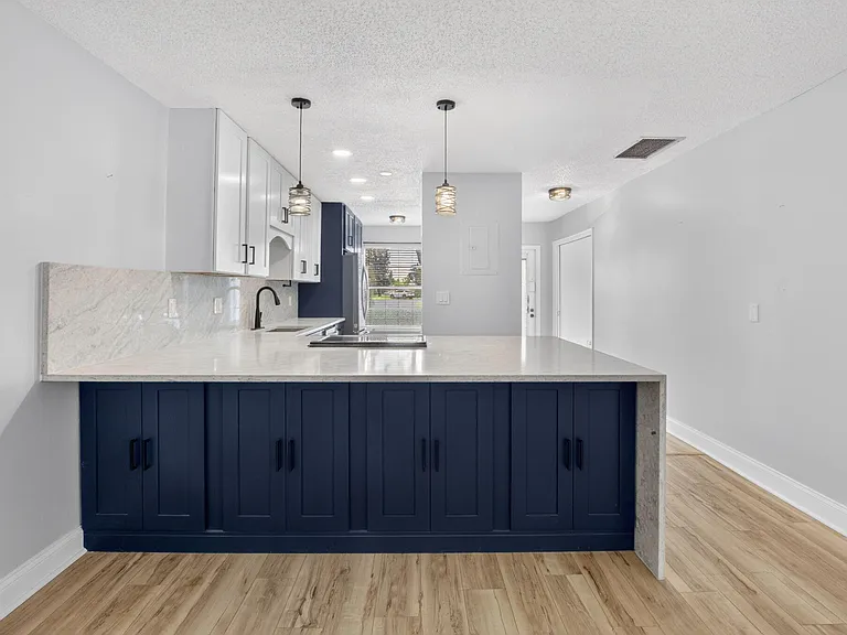 2401 Del Aire Blvd #101 — Photo 16