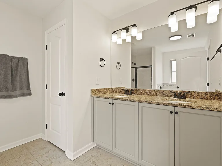 168 Green Paddock Cir — Photo 34
