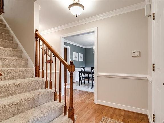 3rd image of 2412 Trefoil Way