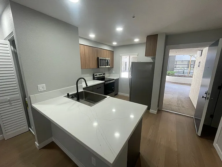 The Grand Costa Mesa — Photo 172