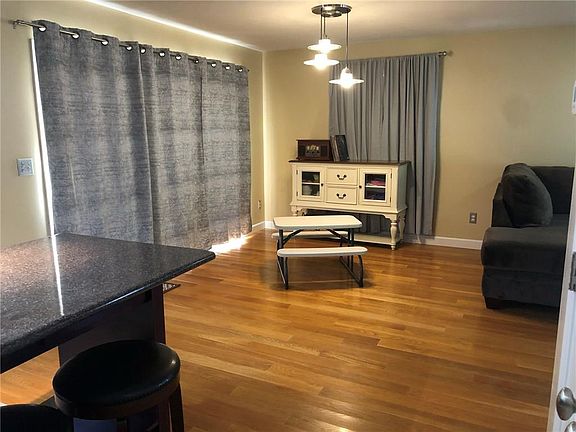 5th image of 2667 S Twin Oaks Valley