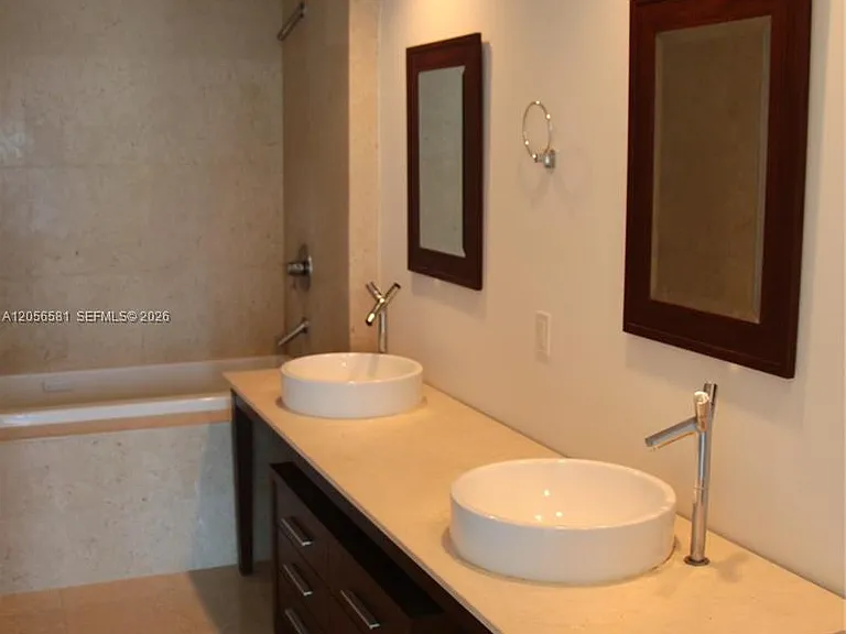 465 Brickell Ave — Photo 9