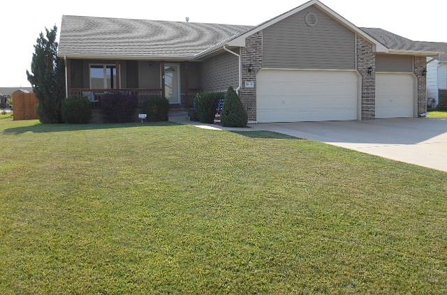 1st image of 2808 N Birchwood Ct