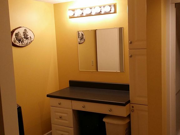 2nd image of 1649 Woodhurst Ct