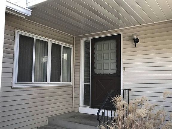 3rd image of 636 Pintail St #364