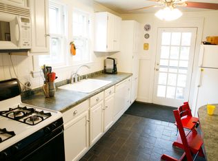 950 Wolcott Ave, Beacon, NY 12508