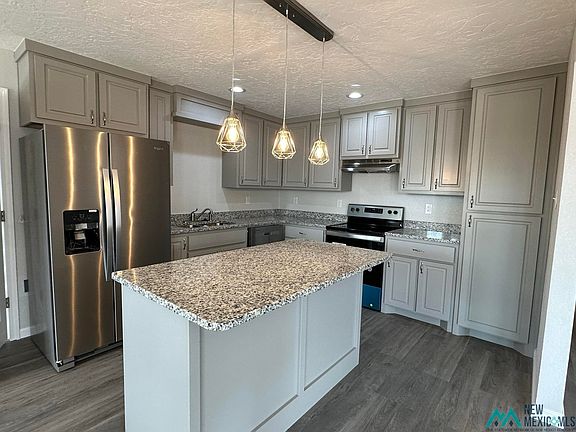 3rd image of 3021 Horn St