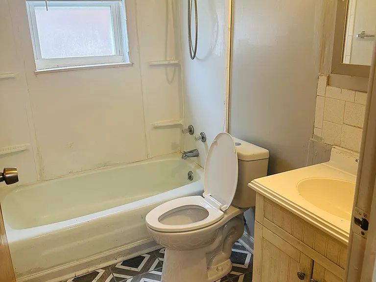 1607 Steadmantown Ln #3 — Photo 1