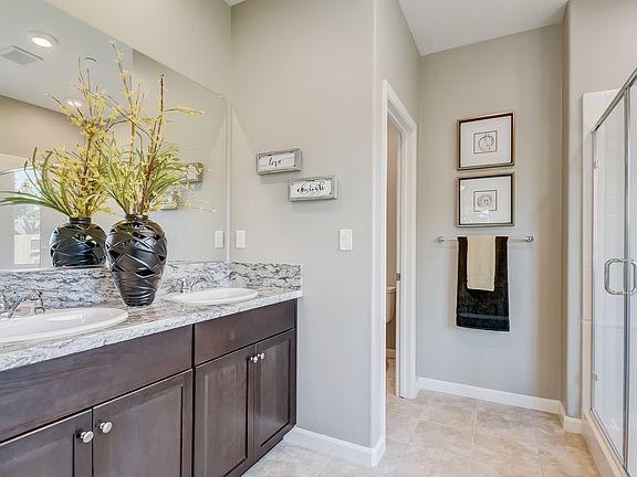 Owner s bath with dual sinks