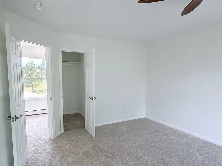 78 Haney Rd — Photo 10