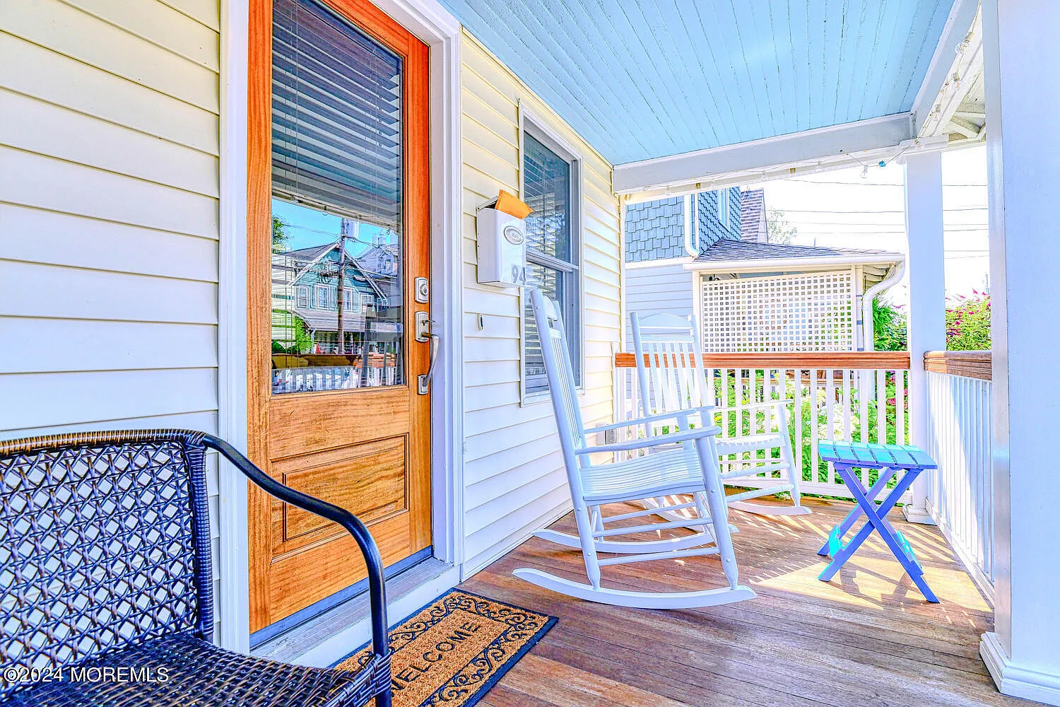 3 bed, 1184 sqft, $3,400 — Photo 4