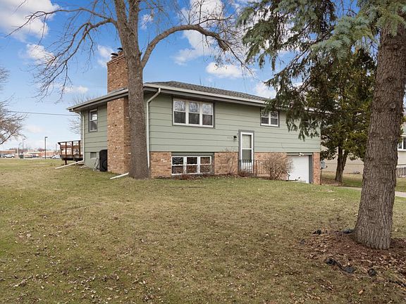 2nd image of 8324 46th Ave N