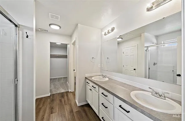 4456 W Silver Riv — Photo 17
