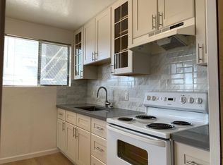 295 Monterey Blvd APT 1, San Francisco, CA 94131