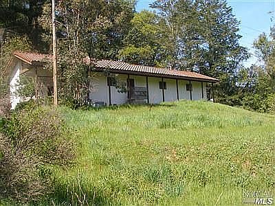 1200 SF house from driveway