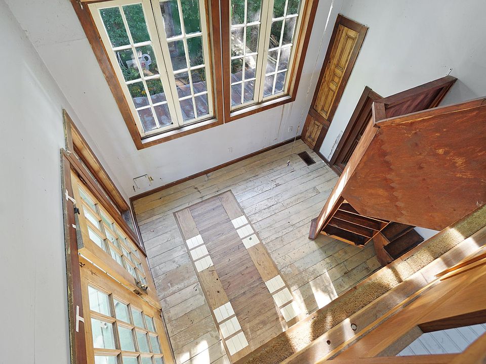1st image of 2215 Woodhead St #B