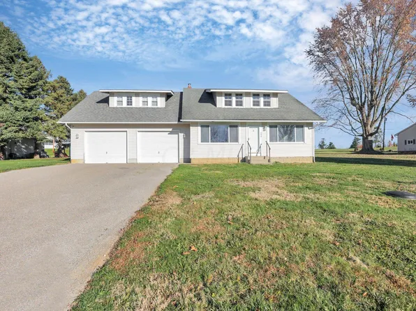 459 Lakeshore Dr E, Hebron, OH 43025