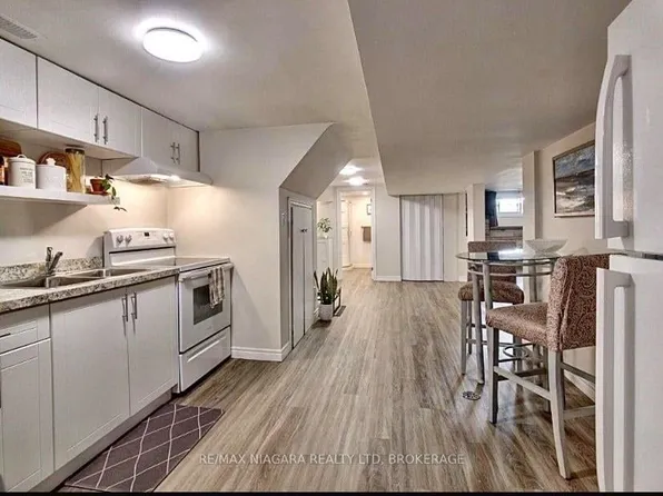 14 Sullivan Dr #Basement, Saint Catharines, ON L2N 1K2