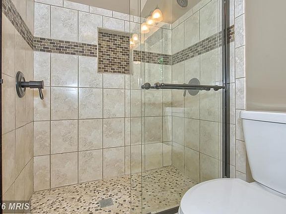 4th image of 20808 Ireland Ct #403