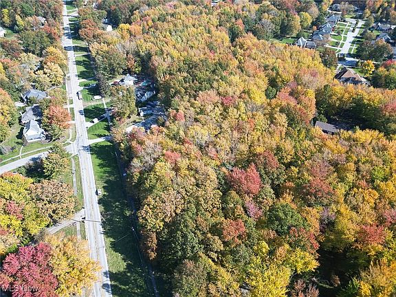 5th image of Hilliard Blvd