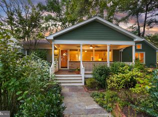 1101 Holton Ln, Takoma Park, MD 20912