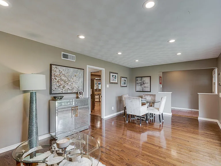 8411 Swift Ave — Photo 7