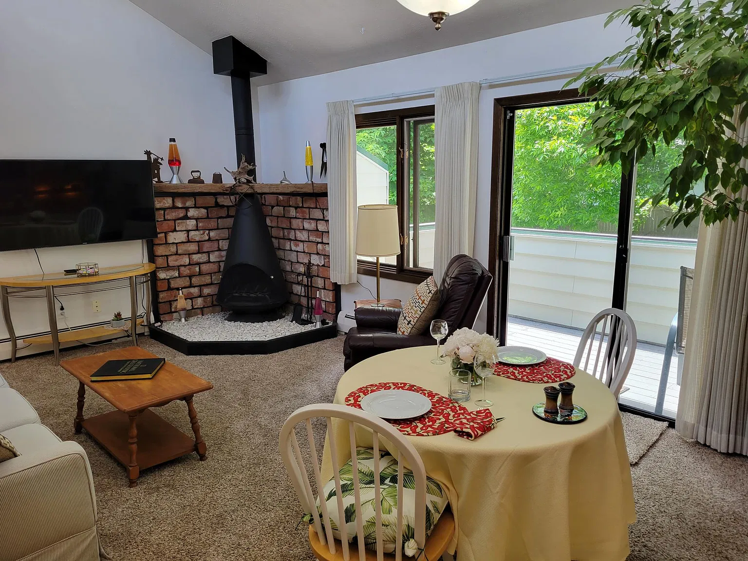 2 bed, 1000 sqft, $2,600 — Photo 3