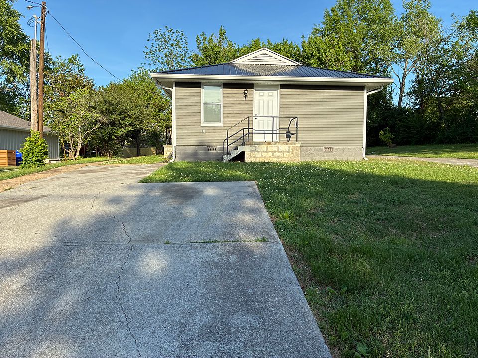 1st image of 116-118 Marquette Rd #116