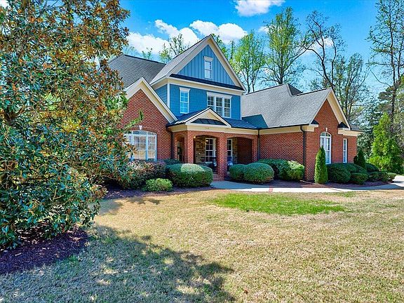 2nd image of 3529 Brackenridge Ln