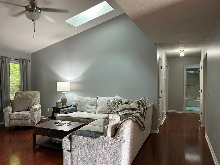 101 Highgate Dr — Photo 6