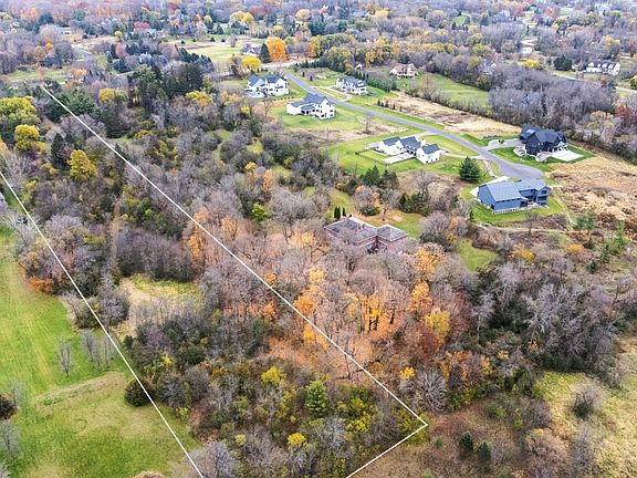 3rd image of 285B Old Crystal Bay Rd N