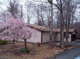 7178-G202 Mountain Dr, Tobyhanna, PA