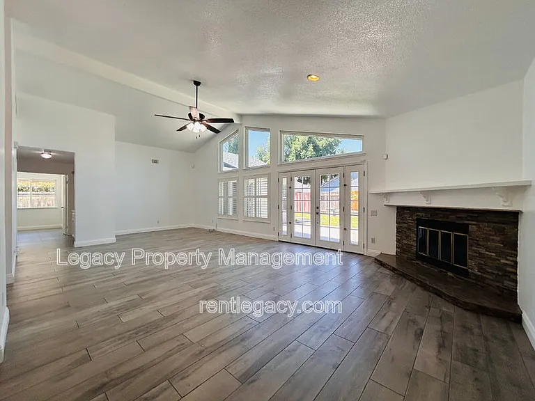 3047 Mill Oak Way — Photo 10