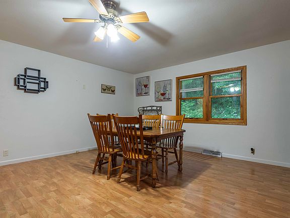 5th image of 2459 Roosevelt St