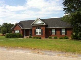 1146 Doral Dr, Manning, SC 29102