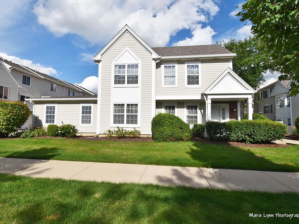 1st image of 602 E Victoria Cir