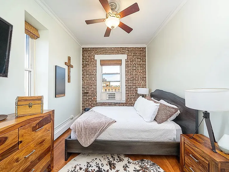 68 Park Ave #8 — Photo 9