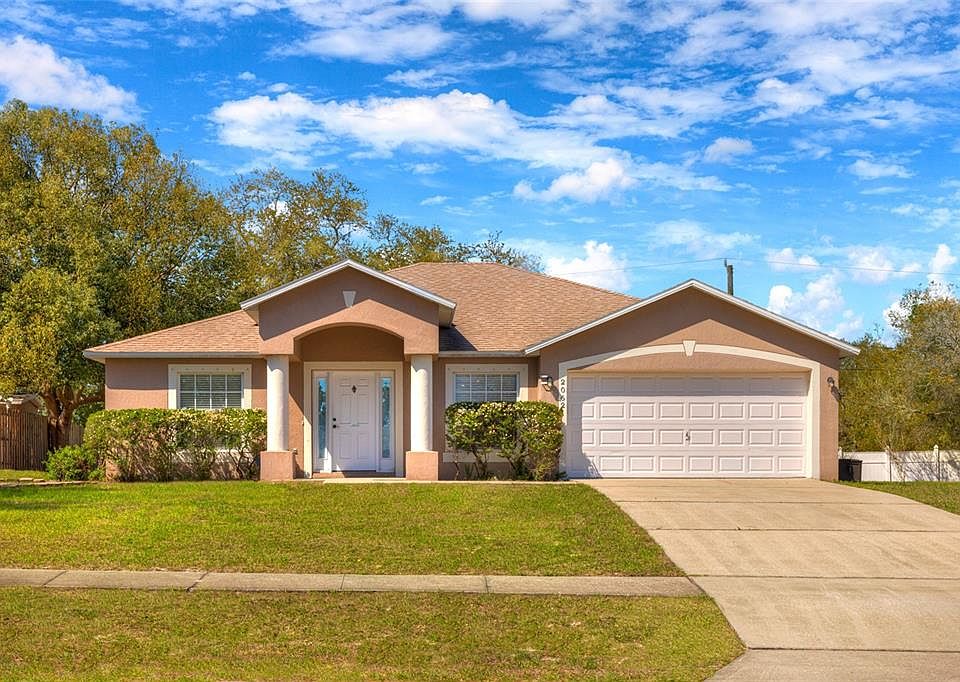 1st image of 2062 Dearing Ave
