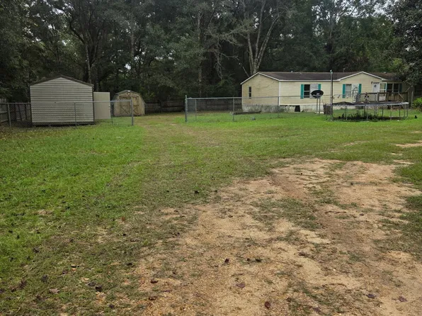 96 Hubert Bond Rd, Perkinston, MS 39573